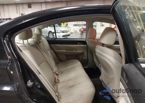 2011 Subaru Legacy 2.5I Premium z USA, uszkodzony, nr VIN 4S3BMBC68B3250306